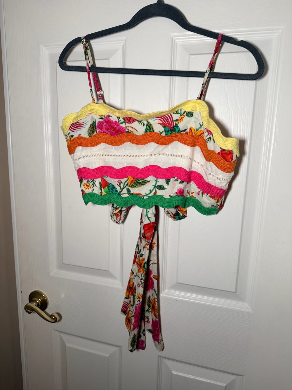 Farm rio Floral Scallop Trim Crop Top with Tie Back - Multicolor